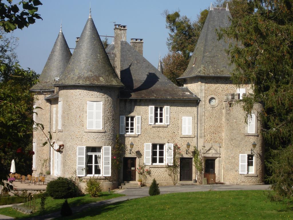 Chateau Le Mialaret Neuvic  Exterior photo